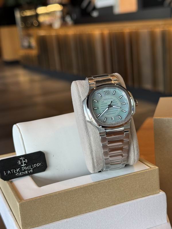 Patek Philippe 35mm 072201